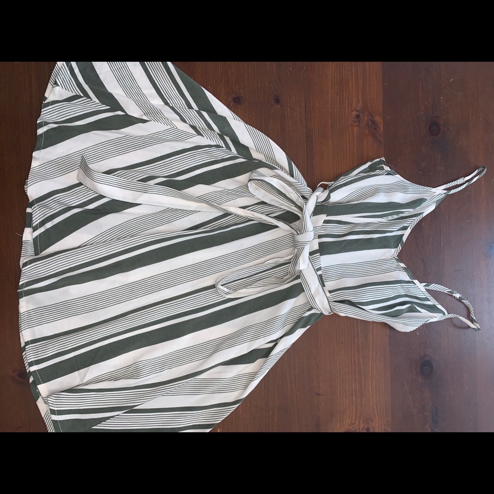 Green/white striped summer dress.
